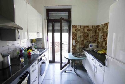 Günstige große 5 Zi. Wohnung mit Balkon!!!