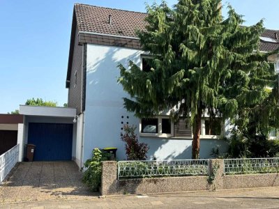 Einfamilienhaus mit Garage und Garten im Pfeifertälchen