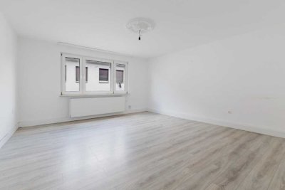 Einziehen & Wohlfühlen: Lichtdurchflutete 3-Zimmer-Wohnung mit Südbalkon!