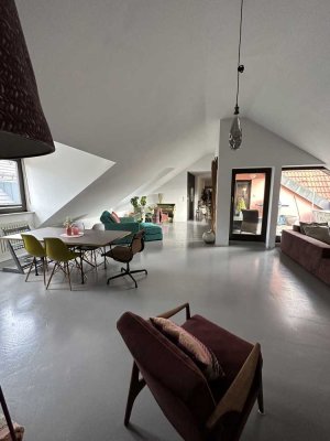 Loft Charakter - 3-Zimmer-Wohnung mit Balkon. Großzügig geschnitten. Top Lage