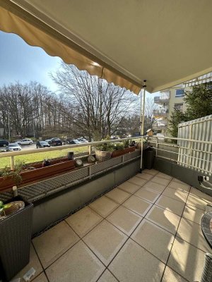 Gepflegte Wohnung mit Balkon und zwei Garagen im begehrten Stadtteil Rauer Kapf