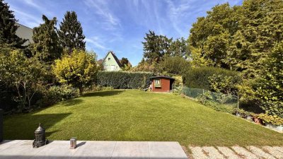 HIGHLIGHT 4,5-Zimmer-EG-Wohnung mit Garten, gr. Terrasse, Pool uvm