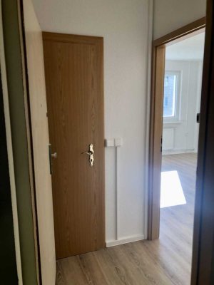 Erstbezug 1‑R‑Eigentumswohnung mit Wannenbad und Südausrichtung - 1. OG in ruhiger Lage