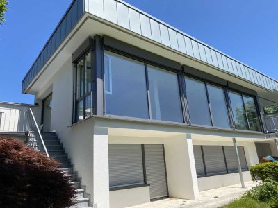 Panoramablick!!! Neuwertige Wohnung mit 2 Terrassen, 3 Zi + Garage + 2 Stpl. in Höhr-Grenz