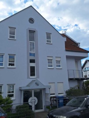 2 Zimmer Souterrain Wohnung mit Lichthof