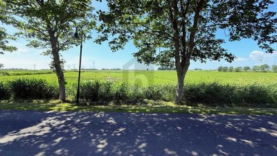 SCHÖNER AUSBLICK MIT VIEL RAUM FÜR KREATIVITÄT