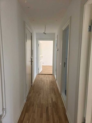 Erstbezug nach Sanierung Befristet: Geschmackvolle 2-Zimmer-Wohnung in Berlin Wilmersdorf