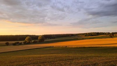 Mehrgenerationenhaus mit Traum-Grundstück in Appertshofen