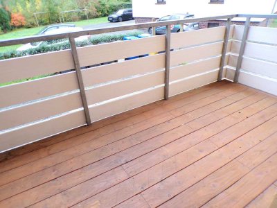 ** mit Balkon ** 3 Zimmer Erdgeschosswohnung in Werdau zu vermieten!