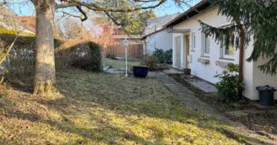 5- Zimmer- Doppelhaushälfte in wunderbaren Ortsrandlage - großer Garten -toller Blick