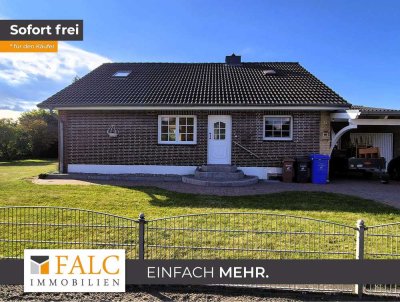 Charmantes Einfamilienhaus mit Ausbaureserve, großem Garten und herrlicher Aussicht