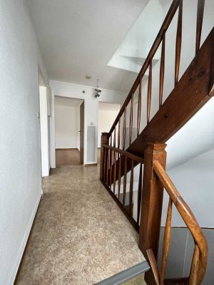 Ansprechende 4-Zimmer-Maisonette-Wohnung mit EBK