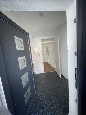 Frisch sanierte 1-Zimmer Wohnung in zentraler Lage!