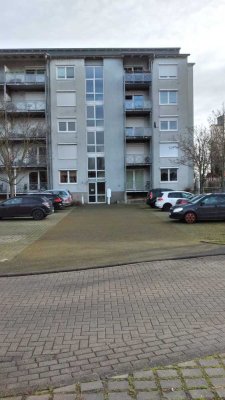 Tolle 1-Raum-WE mit Einbauküche und Balkon ab 01.09.2025