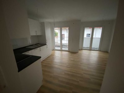 Attraktive neuwertige natur-/stadtnahe 2-Zi.-Wohnung mit EBK/Terrasse in SHA-Gailenkirchen