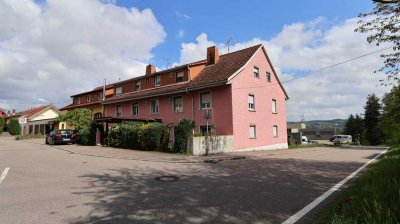 Charmantes 6-Familien-Haus mit 987m2 großem Garten in Binzgen-Laufenburg