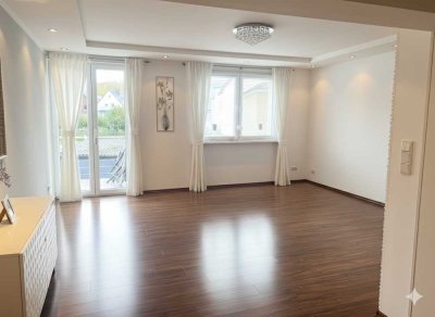 4-Zimmer Wohnung mit Balkon im 1. OG in Hohenstein