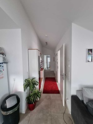 Charmante 3 Zimmer Wohnung mit Balkon