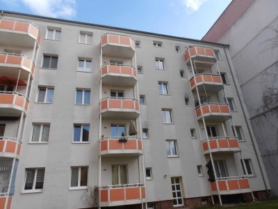Schöne Aussicht, Balkon, Holzdielenboden, 3 Zimmer in Nähe Uniklinik erwartet Sie!