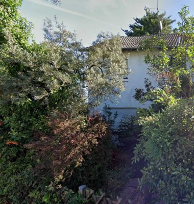 Geräumige 4-Zimmer Doppelhaus-Hälfte in Dietzenbach