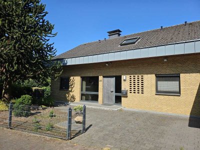 Sofort beziehbares Ein - Zweifamilienhaus in ruhiger Lage von Lette