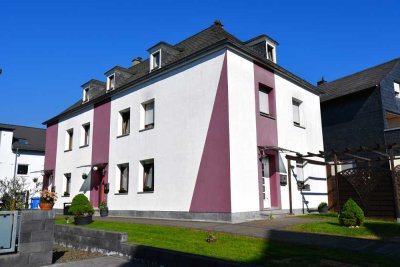 Dreifamilienhaus mit Gartenidylle in Simmern (Hunsrück)