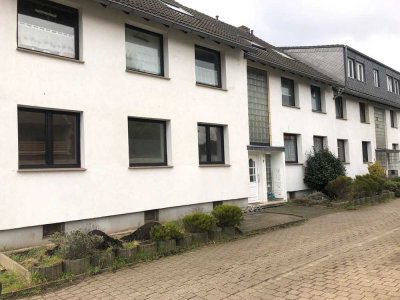 Renovierte EG-Wohnung mit vier Zimmer in Moers