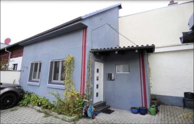 Charmante  2-Zimmer-Wohnung mit Kochnische zu vermieten
