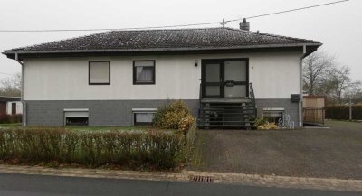 5-Zimmer-Wohnung mit überdachter Terrasse in Schmitt zu vermieten