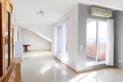 Charmante 3-Zimmer-Dachgeschosswohnung mit Stellplatz in beliebter Lage von Monheim-Baumberg
