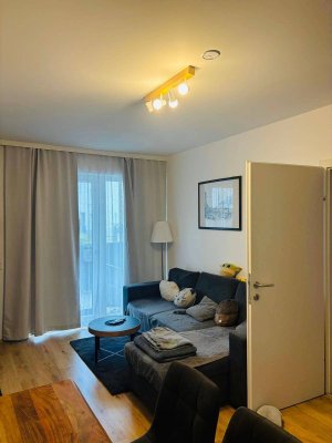 Helle 2- Zimmer-Wohnung mit Balkon in zentraler Lage