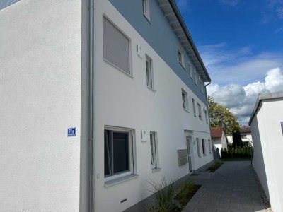 Helle 2-Zimmer Wohnung mit Balkon