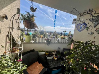 Helle 2-Zimmer-Wohnung mit Balkon, Aufzug und Stellplatz in guter Lage