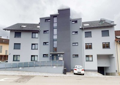 Wohnqualität auf höchstem Niveau – elegante 4 Zimmer Wohnung mit Sonnenterrasse in Wehr-Öflingen