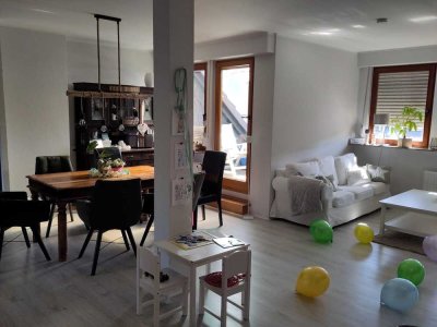 5-Zimmer Maisonette-Wohnung 113qm mit Balkon 2 Bäder, Einbauküche