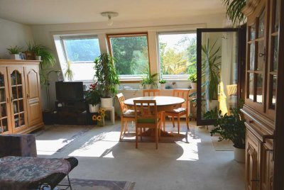 Sonnige 3 Raum Wohnung mit Balkon und guter Lage!