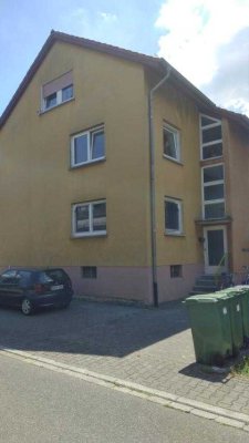 EPPELHEIM: 4-Zimmer-Wohnung