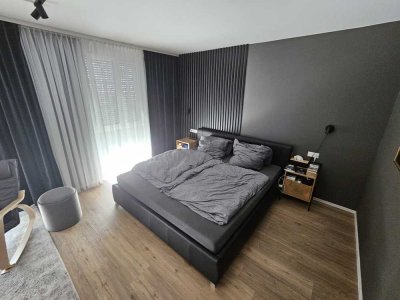 Ansprechendes und neuwertiges 4,5-Zimmer-Reiheneckhaus mit geh. Innenausstattung und EBK