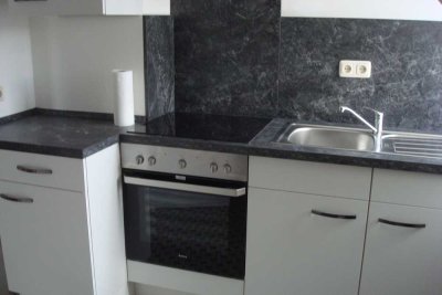 Modernisierte 3-Zimmer-DG-Wohnung mit Einbauküche in Rimpar