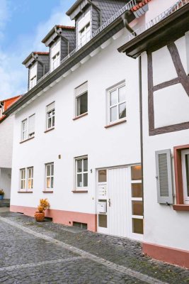 Erstbezug nach Renovierung: 1-Zimmer-Singlewohnung in der Altstadt