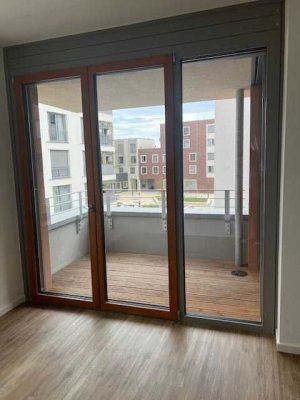 ERSTBEZUG! LETZES HAUS! Schön geschnittene 4-Zimmer-Wohnung mit 2 Bädern und Loggia
