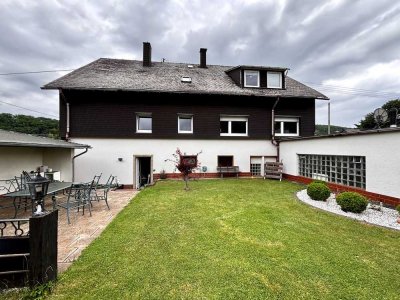 Großzügige 6-Zimmer-Wohnung mit Einbauküche & Gartennutzung in zentraler Lage von Wahlbach