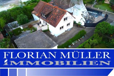 Freiburg-West: 4-Zimmer-Wohnung mit Haus-Feeling, großer S/W Terrasse & großer Garage & viel Nutzfl.
