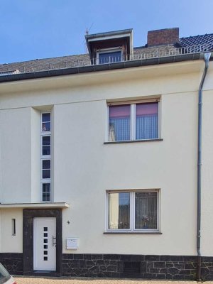 Günstiges 6-Raum-Reihenhaus mit gehobener Innenausstattung und EB  K in Mayen