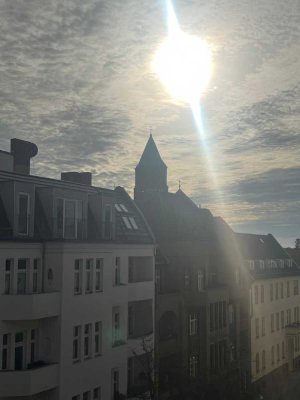 Charmante Dachgeschosswohnung in begehrter Lage von Berlin-Spandau