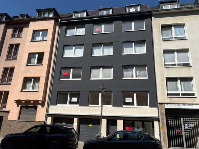 Helle & moderne Maisonette im Dachgeschoss in Düsseldorf-Pempelfort