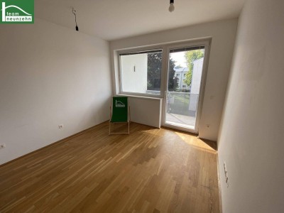 TRAUMHAFTE 2 ZIMMER WOHNUNG MIT KLEINER LOGGIA ! NÄHE SONNENPARK!!!