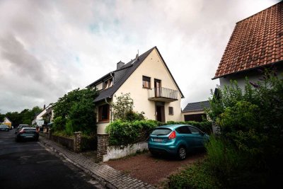 Einfamilienhaus 117m² Wohnfläche, Garten, Keller, Dachterrasse