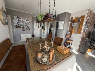 Traumwohnung mit Dachterrasse und zwei Stellplätzen