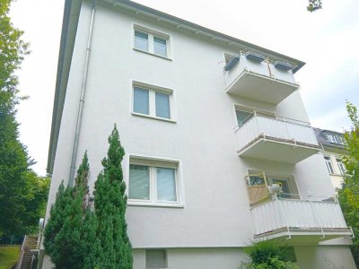 Dreizimmer-Wohnung mit Charme und Potential in einer der begehrtesten Lagen von Wiesbaden